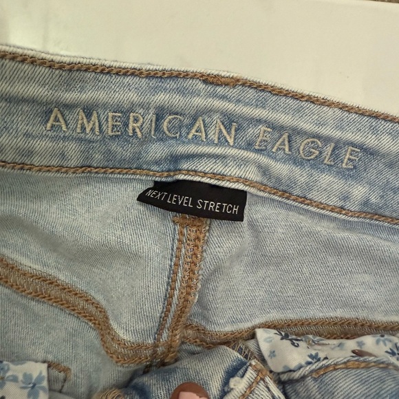 American Eagle Shorts Size 10 - Picture 4 of 5